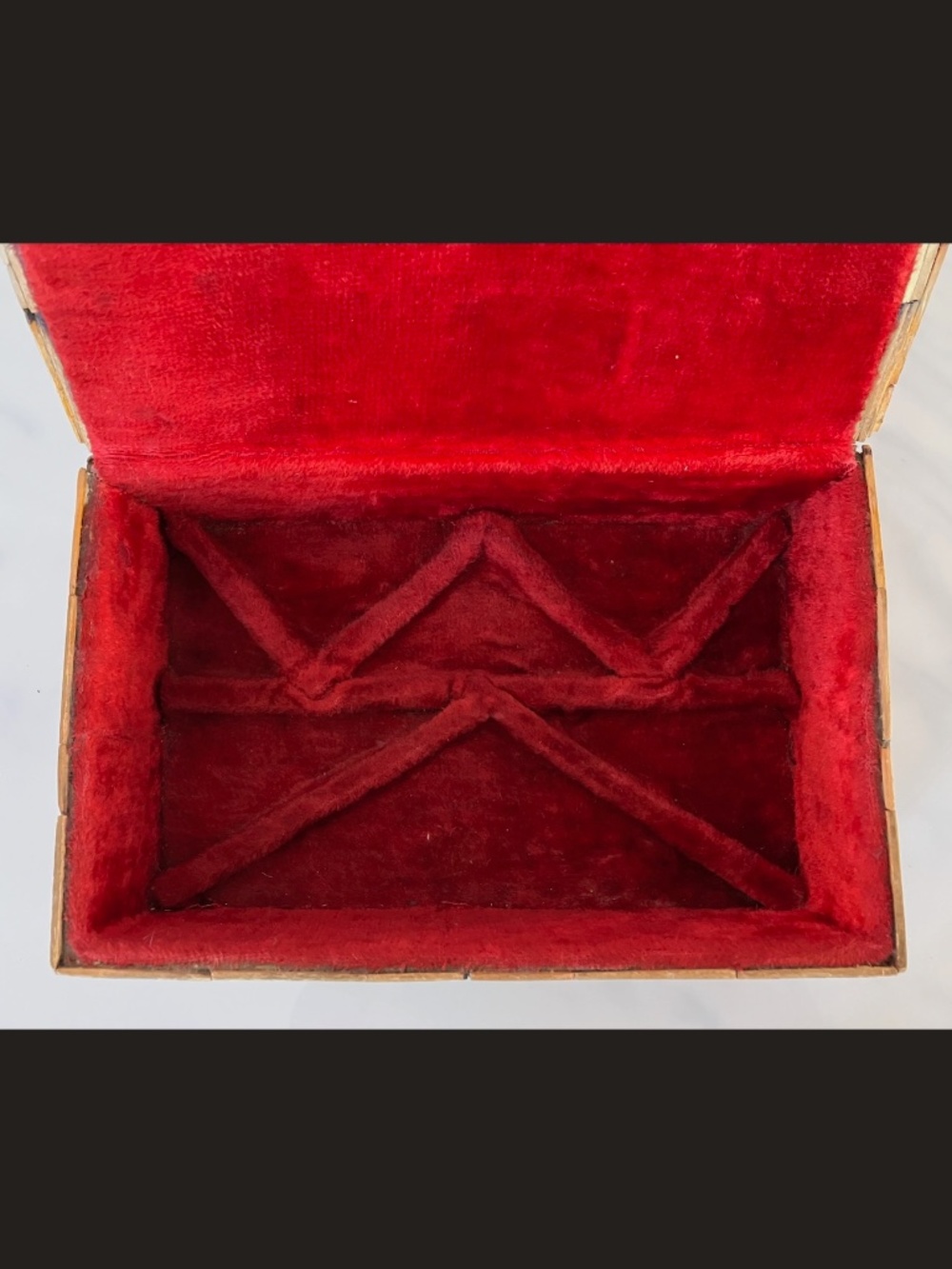 1930s Tramp Art Jewelry Box Tribute to Ma, Cigar Box, Matchwork Velvet Lining - Picture 4 of 7